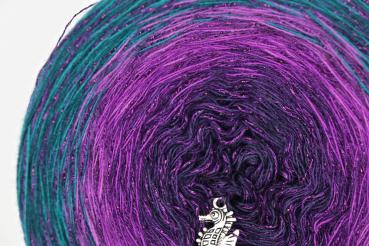 Preview: Twister Modern Christmas